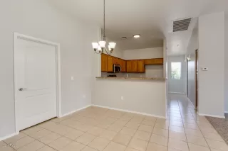 Photo #6: 6137416 Listing