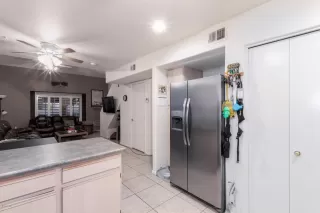 Photo #2: 6137508 Listing