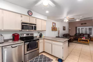 Photo #4: 6137508 Listing