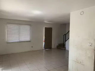 Photo #3: 6137696 Listing