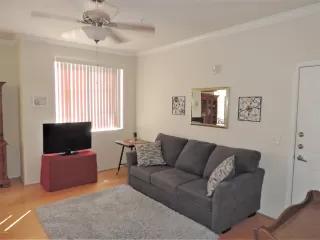 Photo #2: 6137770 Listing