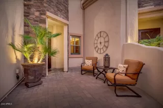 Photo #5: 6137943 Listing