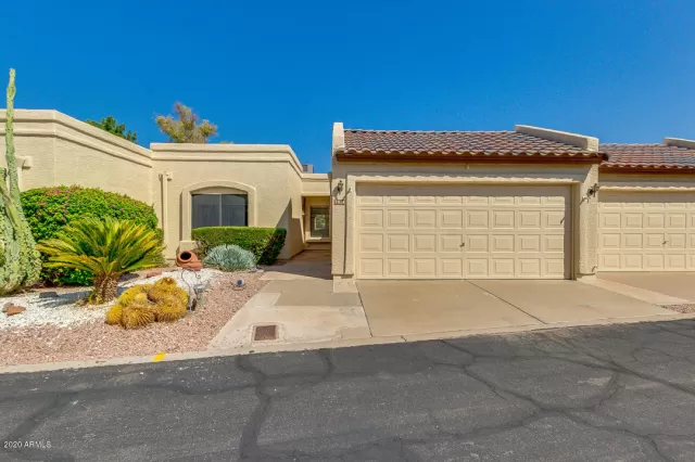 MLS: 6137973 Condo For Sale