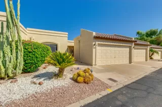 Photo #2: 6137973 Listing