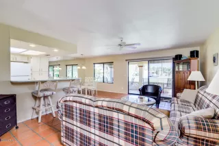 Photo #5: 6137973 Listing