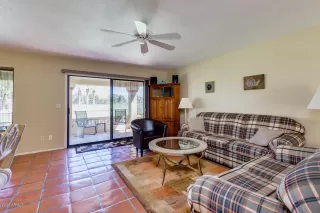 Photo #6: 6137973 Listing