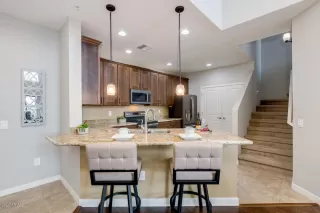 Photo #3: 6138006 Listing