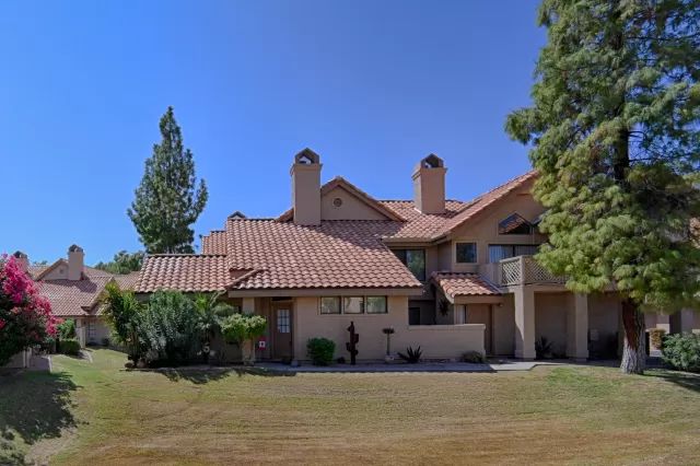 MLS: 6138022 Condo For Sale