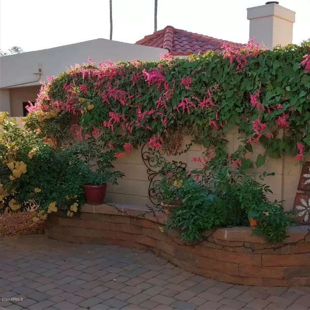 MLS: 6138167 Condo For Sale