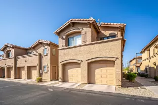 Photo #3: 6138188 Listing