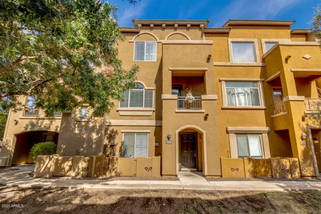 MLS: 6138191 Condo For Sale