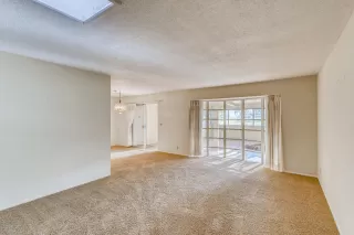 Photo #4: 6138330 Listing