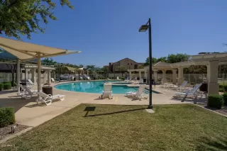 Photo #3: 6138517 Listing