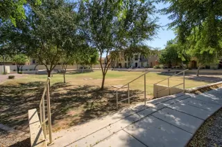 Photo #4: 6138517 Listing