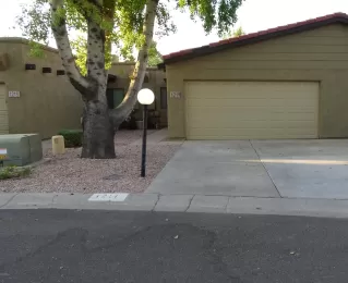 More Details about MLS # 6138857 : 1211 E BLUEBELL LANE