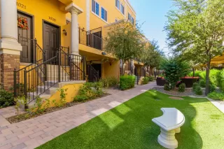 Photo #3: 6139063 Listing 