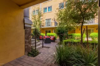 Photo #6: 6139063 Listing 