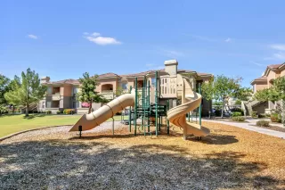 Photo #1: 6139372 Listing