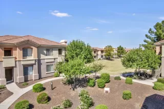 Photo #6: 6139372 Listing