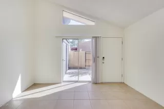 Photo #4: 6139405 Listing 