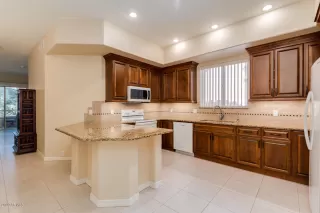 Photo #5: 6139433 Listing 