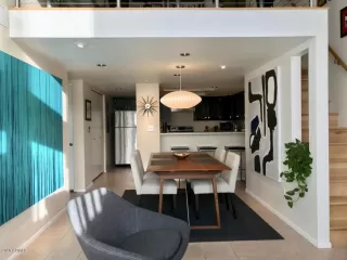 Photo #6: 6139592 Listing