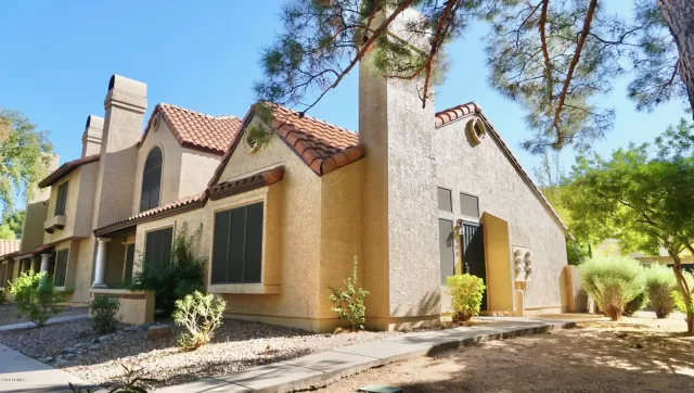 MLS: 6139639 Condo For Sale