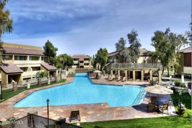 MLS: 6139714 Condo For Sale