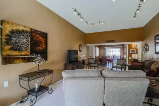 Photo #5: 6139735 Listing