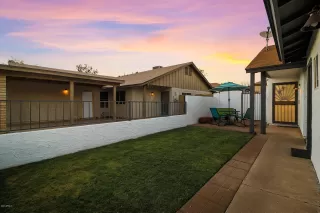 Photo #2: 6139847 Listing 
