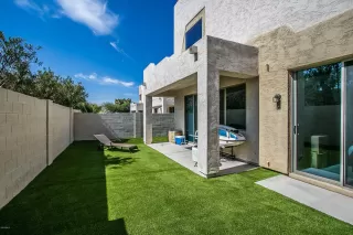 Photo #1: 6140002 Listing 