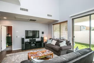 Photo #4: 6140002 Listing 