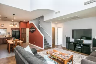 Photo #5: 6140002 Listing 