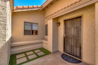 Photo #6: 6140025 Listing