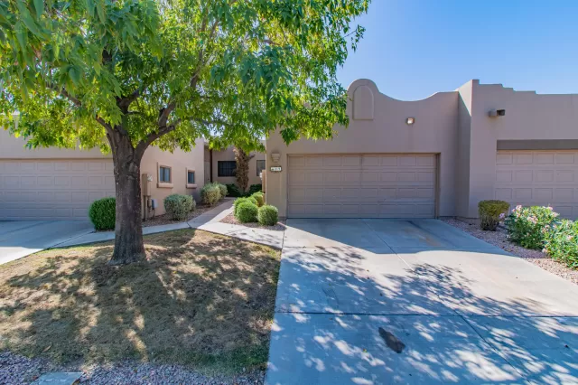 MLS: 6140039 Condo For Sale