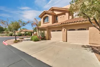 Photo #2: 6140115 Listing