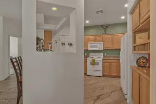 Photo #6: 6140115 Listing