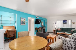 Photo #6: 6140134 Listing 