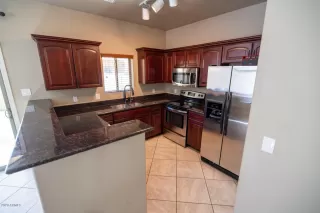 Photo #4: 6140144 Listing