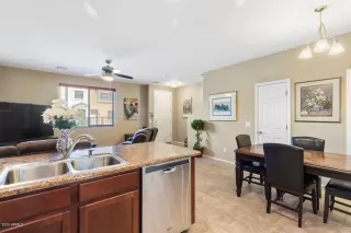 Photo #3: 6140177 Listing