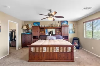 Photo #5: 6140177 Listing