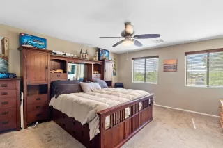 Photo #6: 6140177 Listing