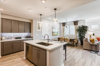 Photo #3: 6140183 Listing