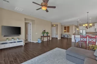 Photo #3: 6140232 Listing 