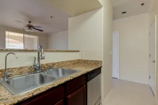 Photo #6: 6140317 Listing 