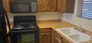 Photo #2: 6140405 Listing