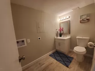 Photo #6: 6140424 Listing