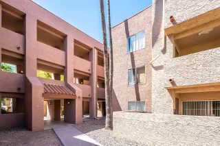 Photo #1: 6140492 Listing 