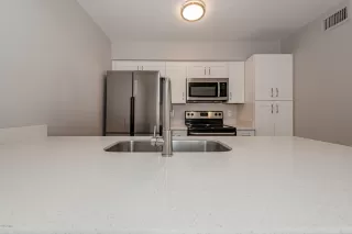 Photo #1: 6140608 Listing 