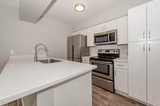 Photo #2: 6140608 Listing 